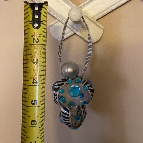 Holiday Fairy Mushroom - Picture 5 of 6